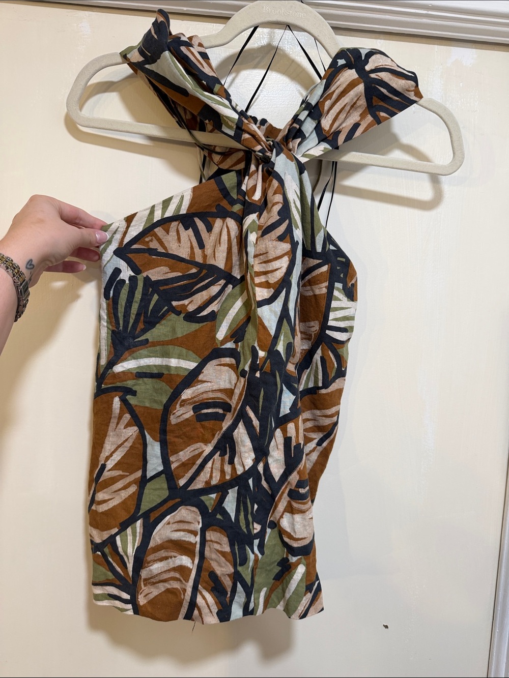Women’s Brown Leaf-Print Halter Top